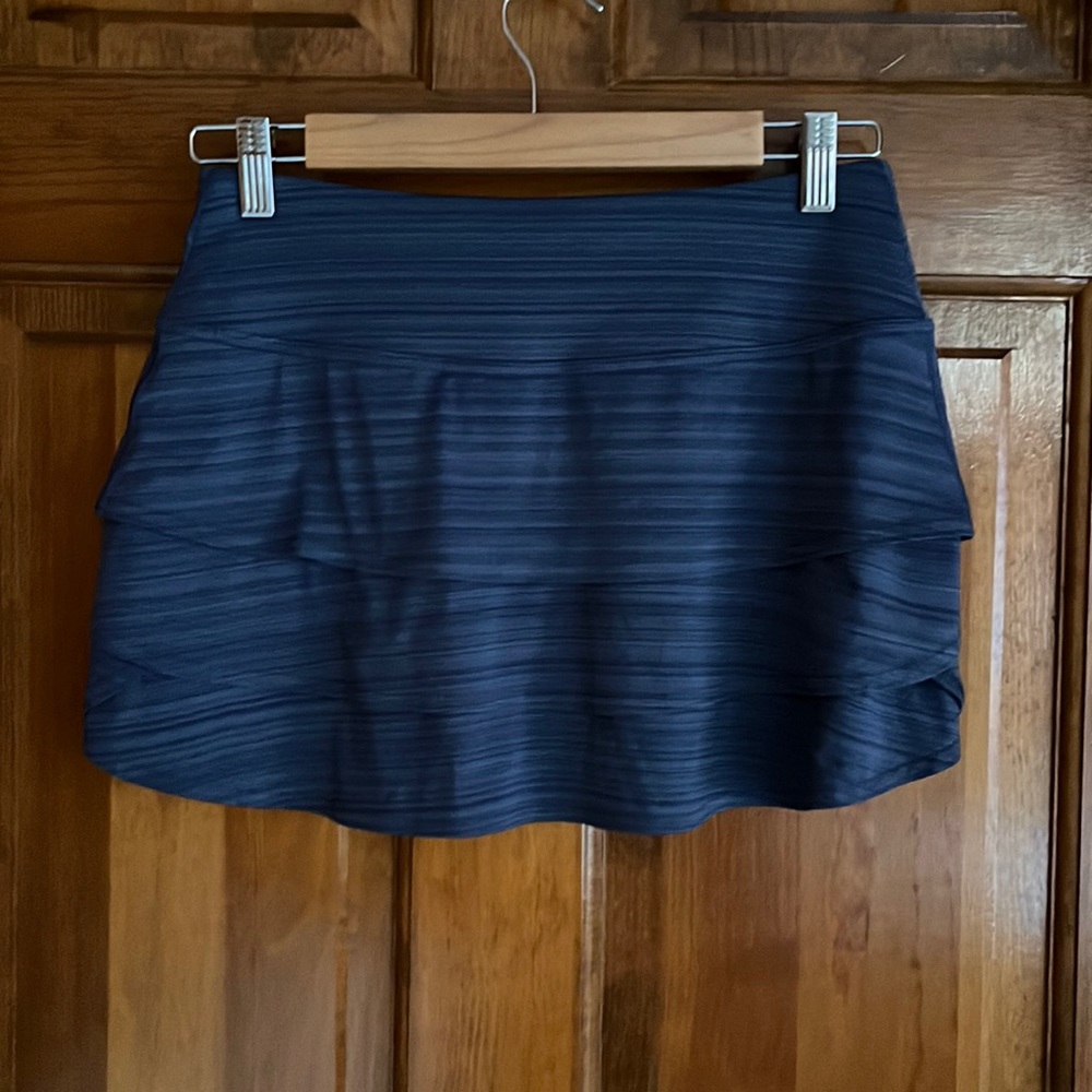 Athleta Swagger Ruffle Skirt Size XS